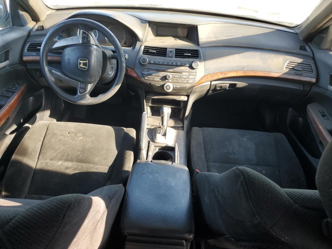 2011 Honda Accord Ex VIN: 1HGCP2F70BA137981 Lot: 70127495