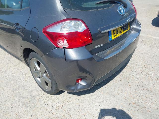 2012 TOYOTA AURIS HYBR