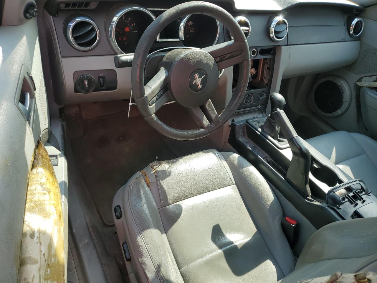 2008 Ford Mustang VIN: 1ZVHT80N785133063 Lot: 63800785