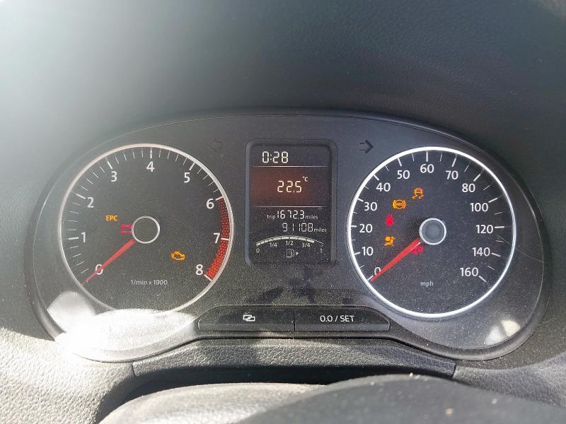2010 VOLKSWAGEN POLO S 70 