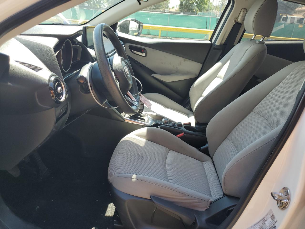 2019 Toyota Yaris L VIN: 3MYDLBYV4KY507210 Lot: 69694135