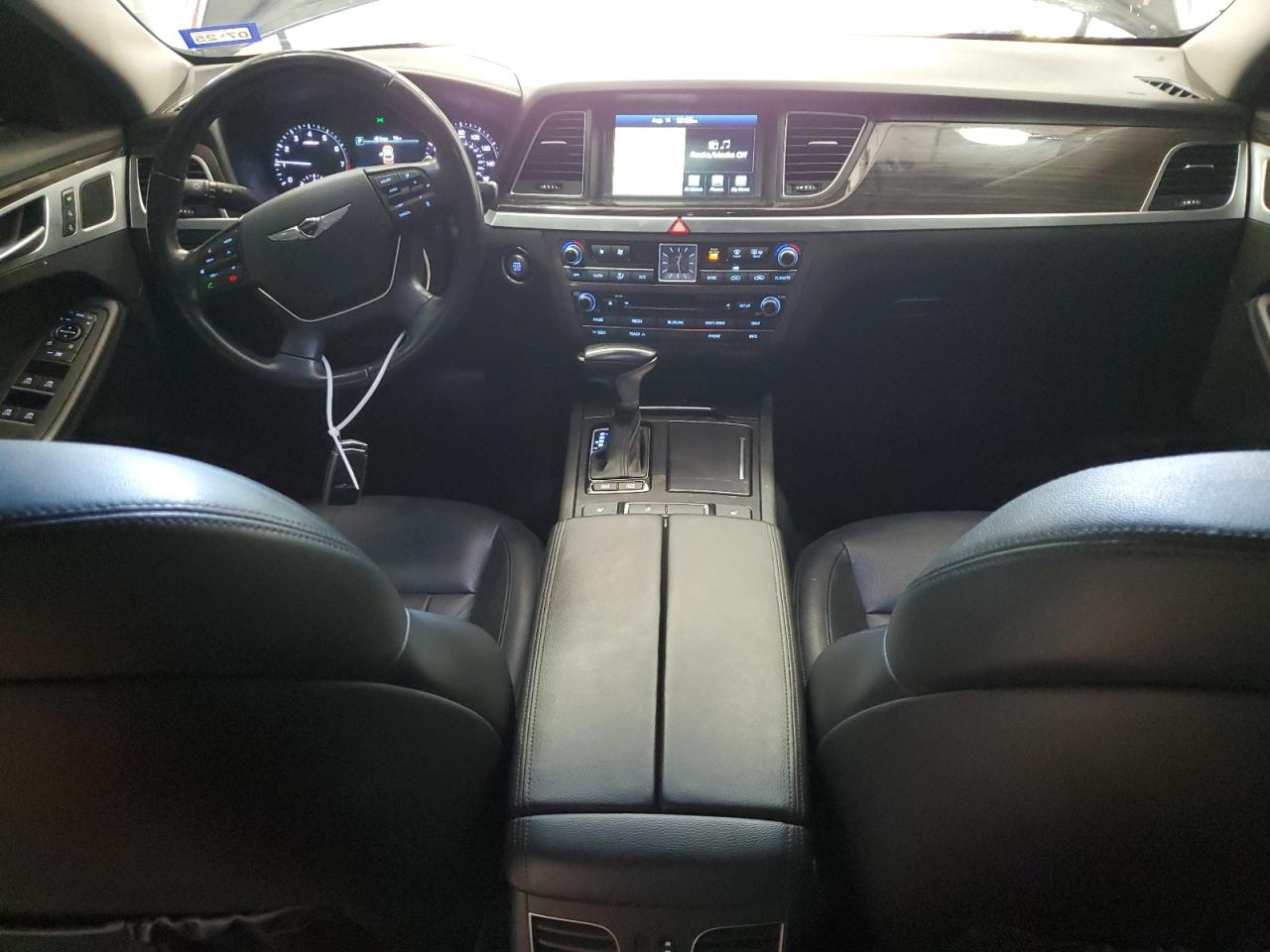 2018 Genesis G80 Base VIN: KMHGN4JE3JU235435 Lot: 67660405