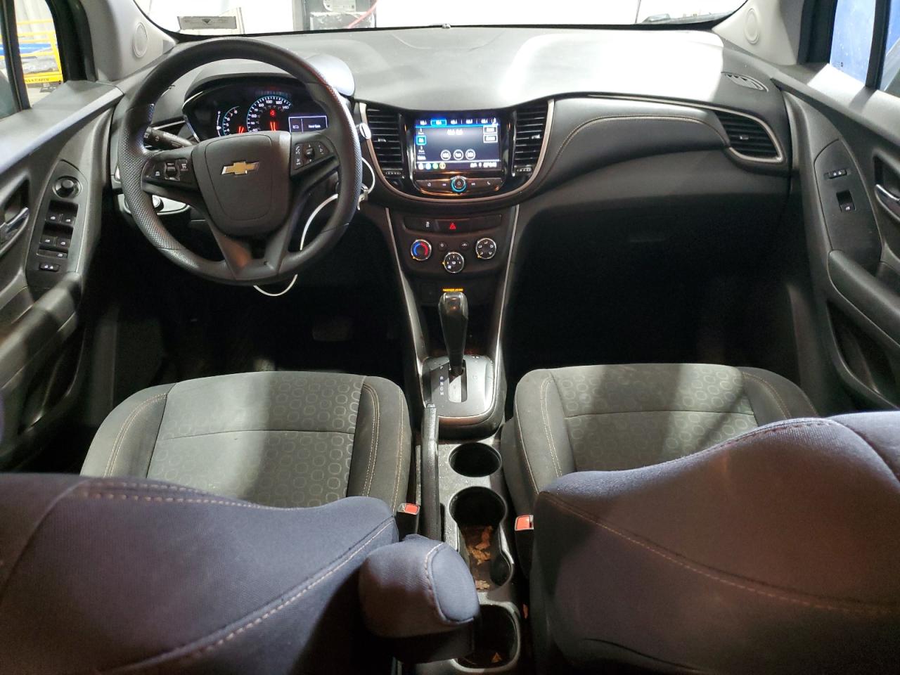 2020 Chevrolet Trax Ls VIN: 3GNCJNSB3LL242043 Lot: 68980225