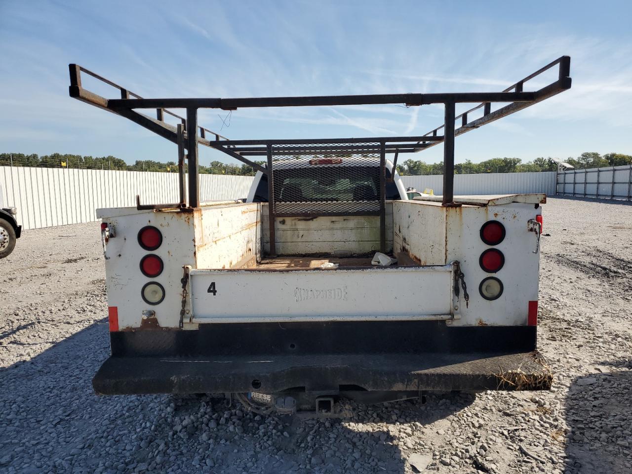 2004 Chevrolet Silverado K3500 VIN: 1GCJK33244F187985 Lot: 69836205