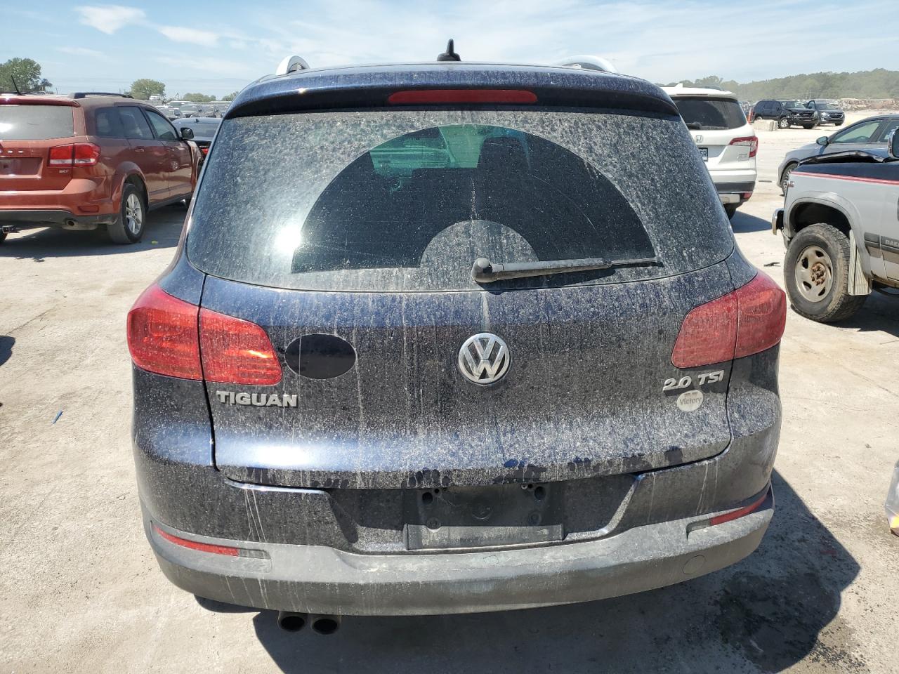 2013 Volkswagen Tiguan S VIN: WVGAV3AX2DW620382 Lot: 70868795