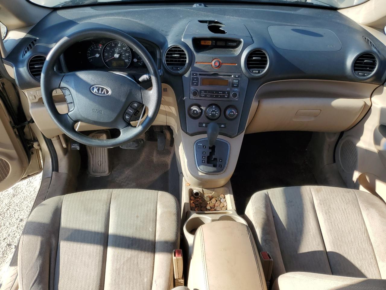 2008 Kia Rondo Base VIN: KNAFG525187145818 Lot: 70251075