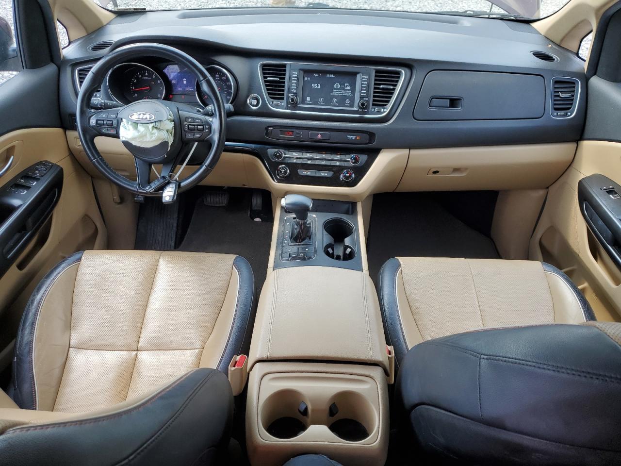 2017 Kia Sedona Lx VIN: KNDMB5C18H6328689 Lot: 68128605