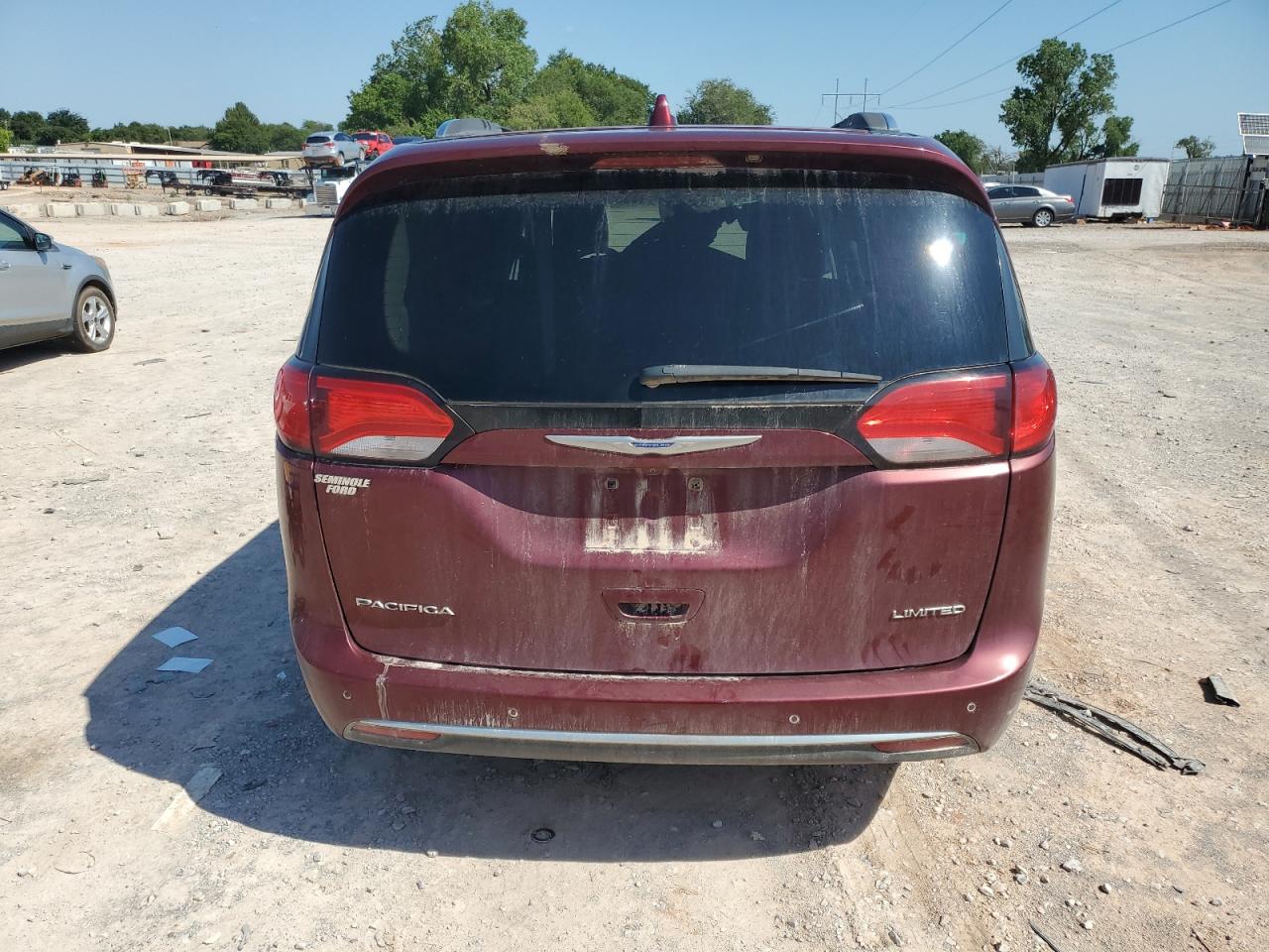 2018 Chrysler Pacifica Limited VIN: 2C4RC1GGXJR198438 Lot: 67744555