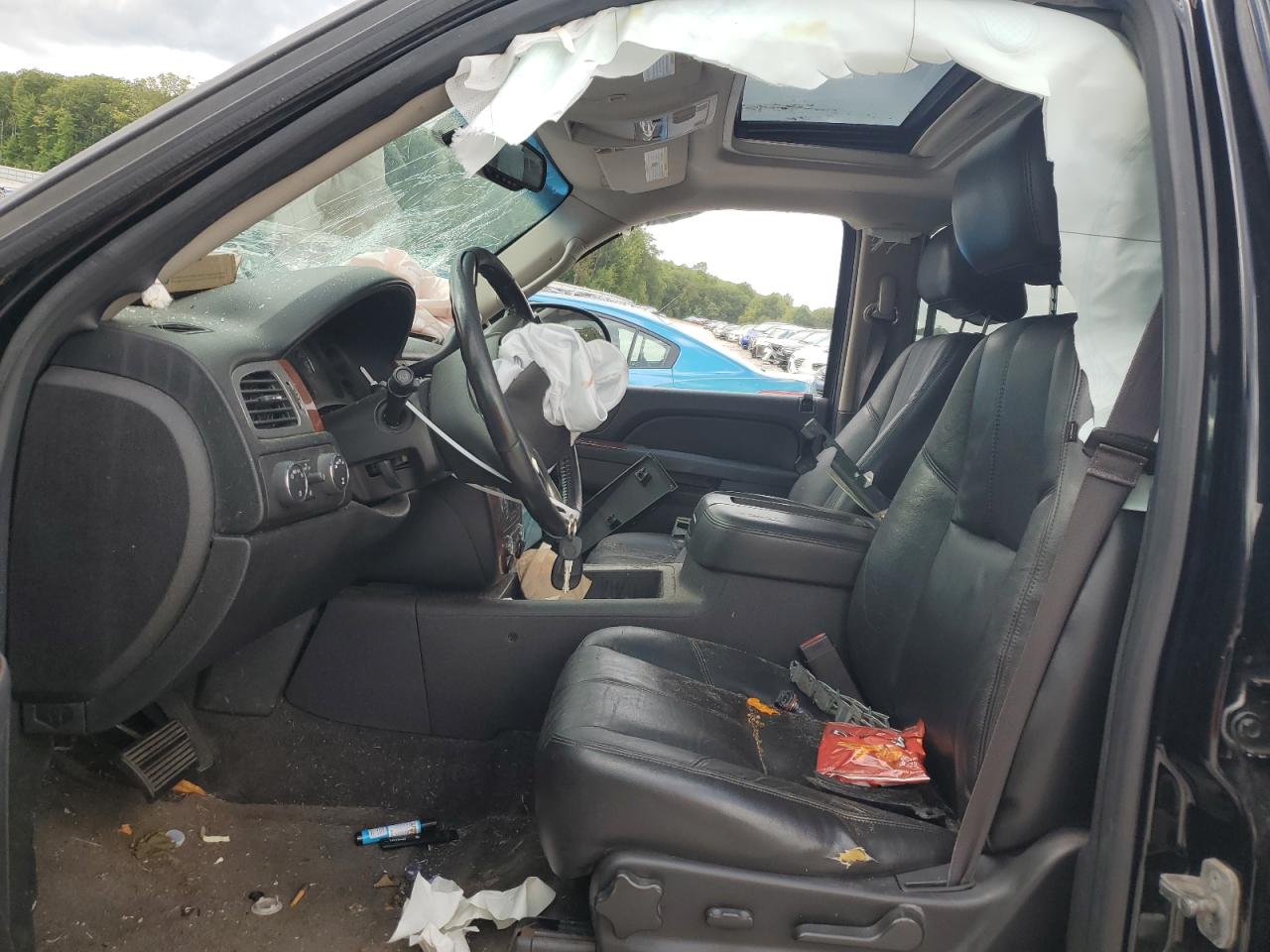 2013 Chevrolet Tahoe K1500 Lt VIN: 1GNSKBE01DR107140 Lot: 70567045