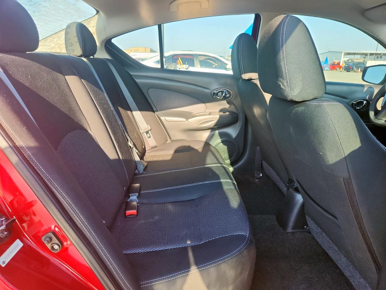 2015 Nissan Versa S VIN: 3N1CN7AP8FL934134 Lot: 69884235