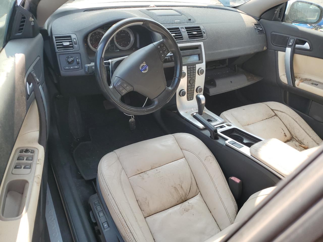 2011 Volvo C70 T5 VIN: YV1672MC2BJ114322 Lot: 67857615