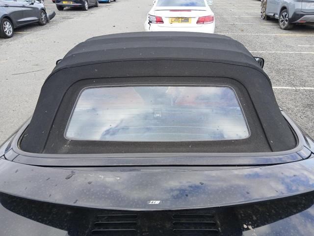 2004 TOYOTA MR2 ROADST