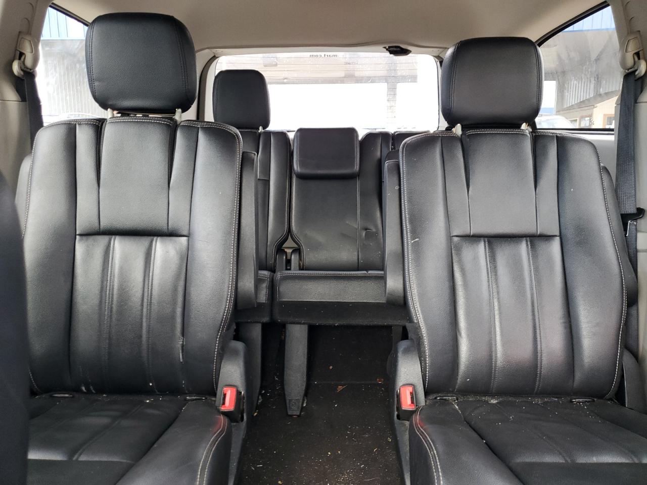 2015 Chrysler Town & Country Touring VIN: 2C4RC1BG4FR726067 Lot: 70168275