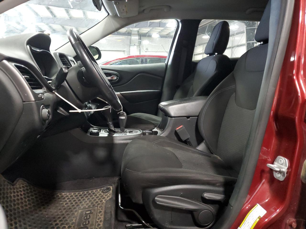 2019 Jeep Cherokee Latitude VIN: 1C4PJMCX9KD173314 Lot: 70897205