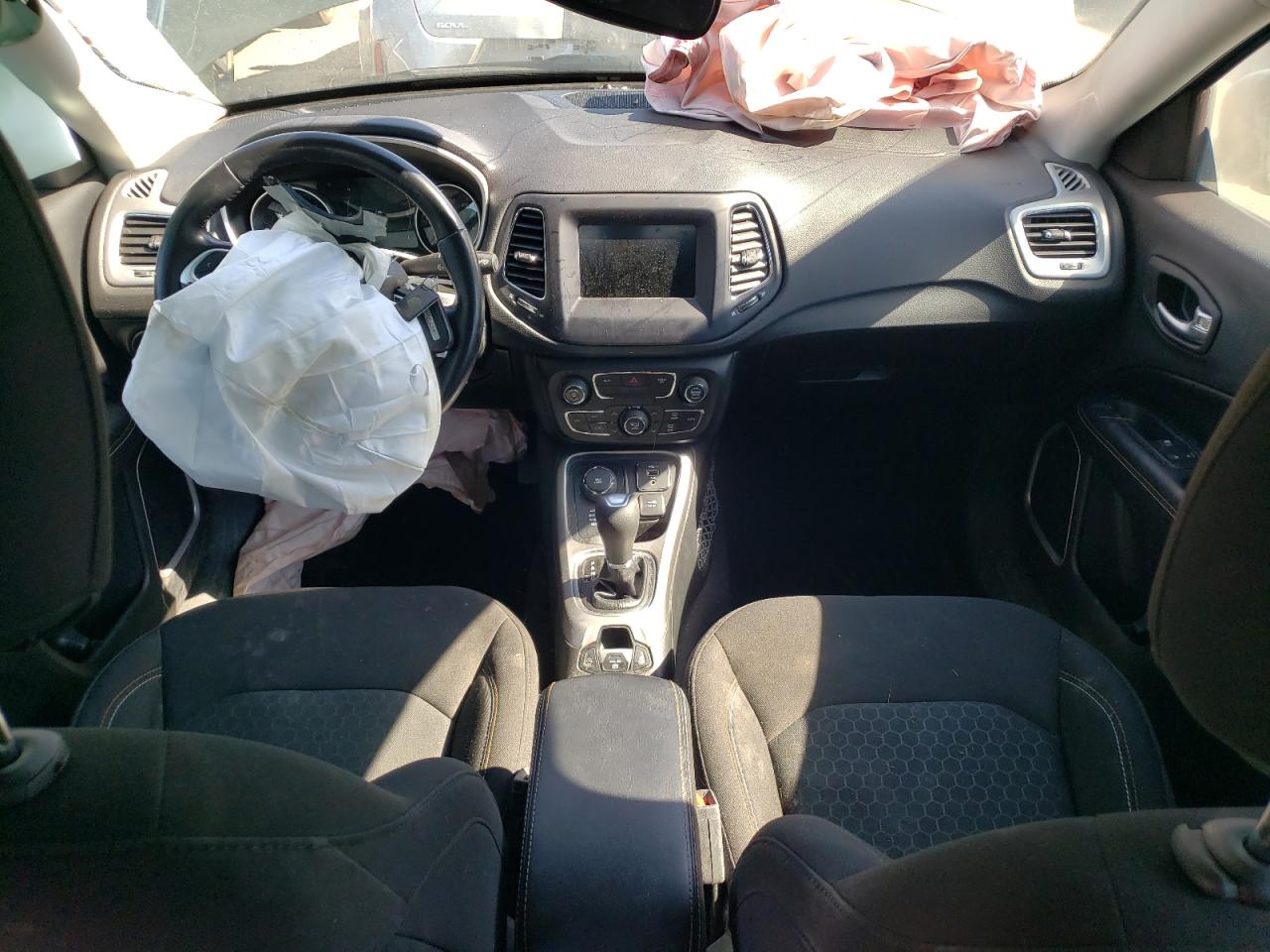 2021 Jeep Compass Sport VIN: 3C4NJDAB6MT568269 Lot: 70024805