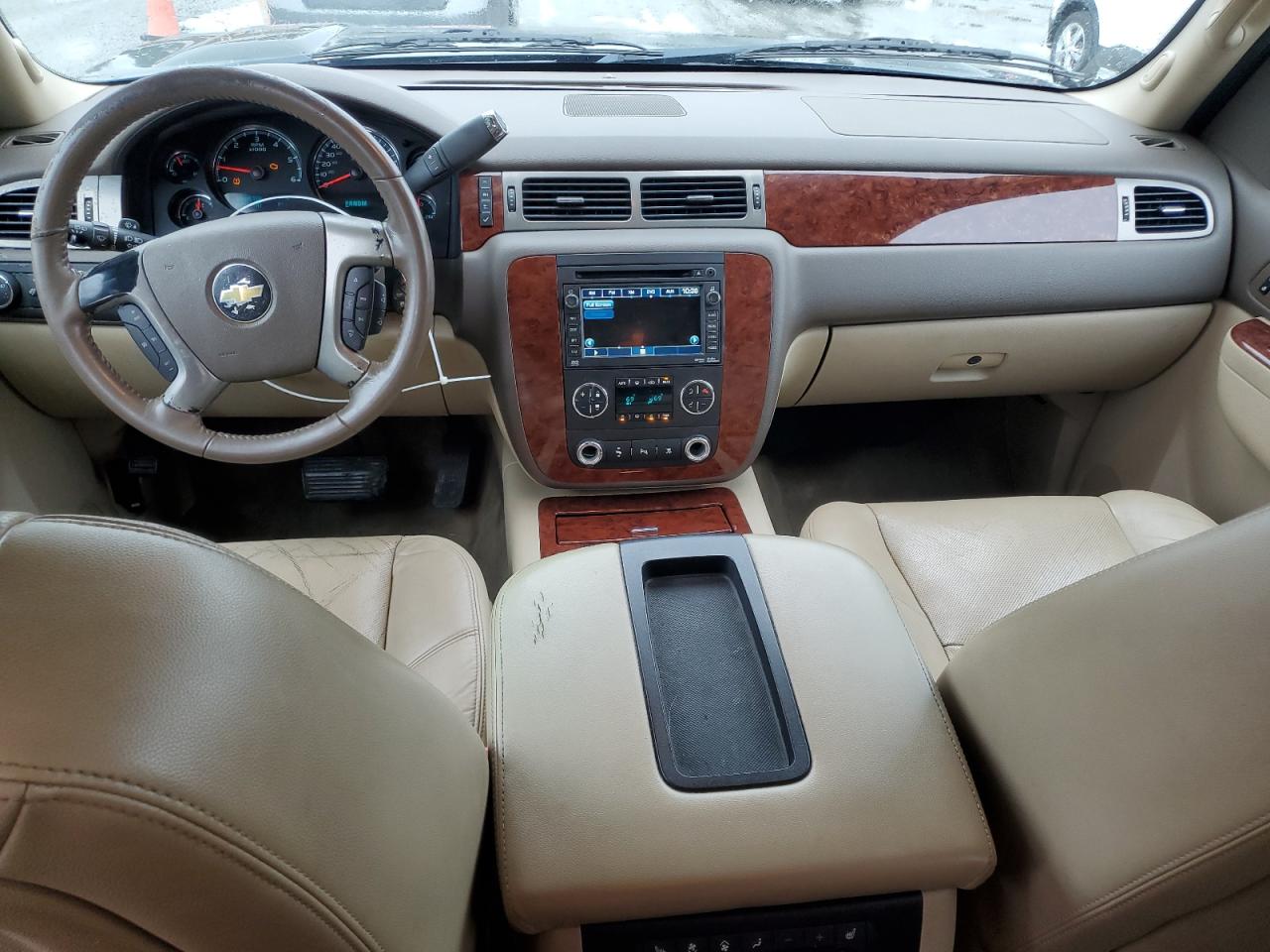 2011 Chevrolet Suburban C1500 Ltz VIN: 1GNSCKE02BR200453 Lot: 68029275