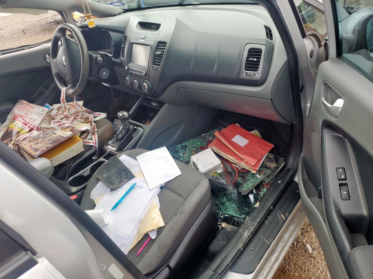 2018 Kia Forte Lx VIN: 3KPFL4A79JE263276 Lot: 70473625