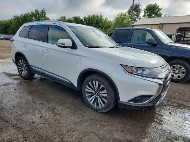  MITSUBISHI OUTLANDER 2019 Белы