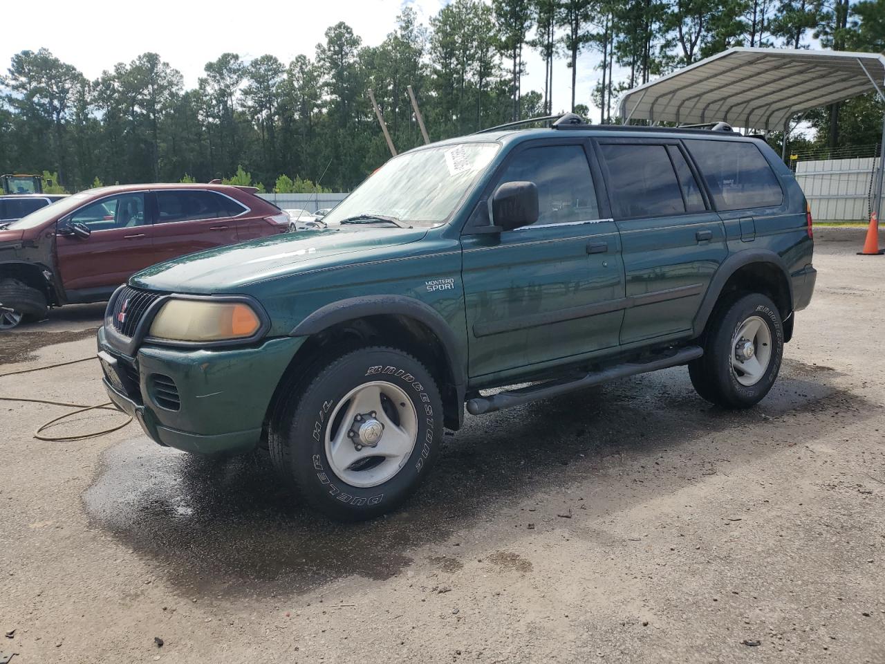 JA4LS31HXYP014918 MITSUBISHI MONTERO Photo 1