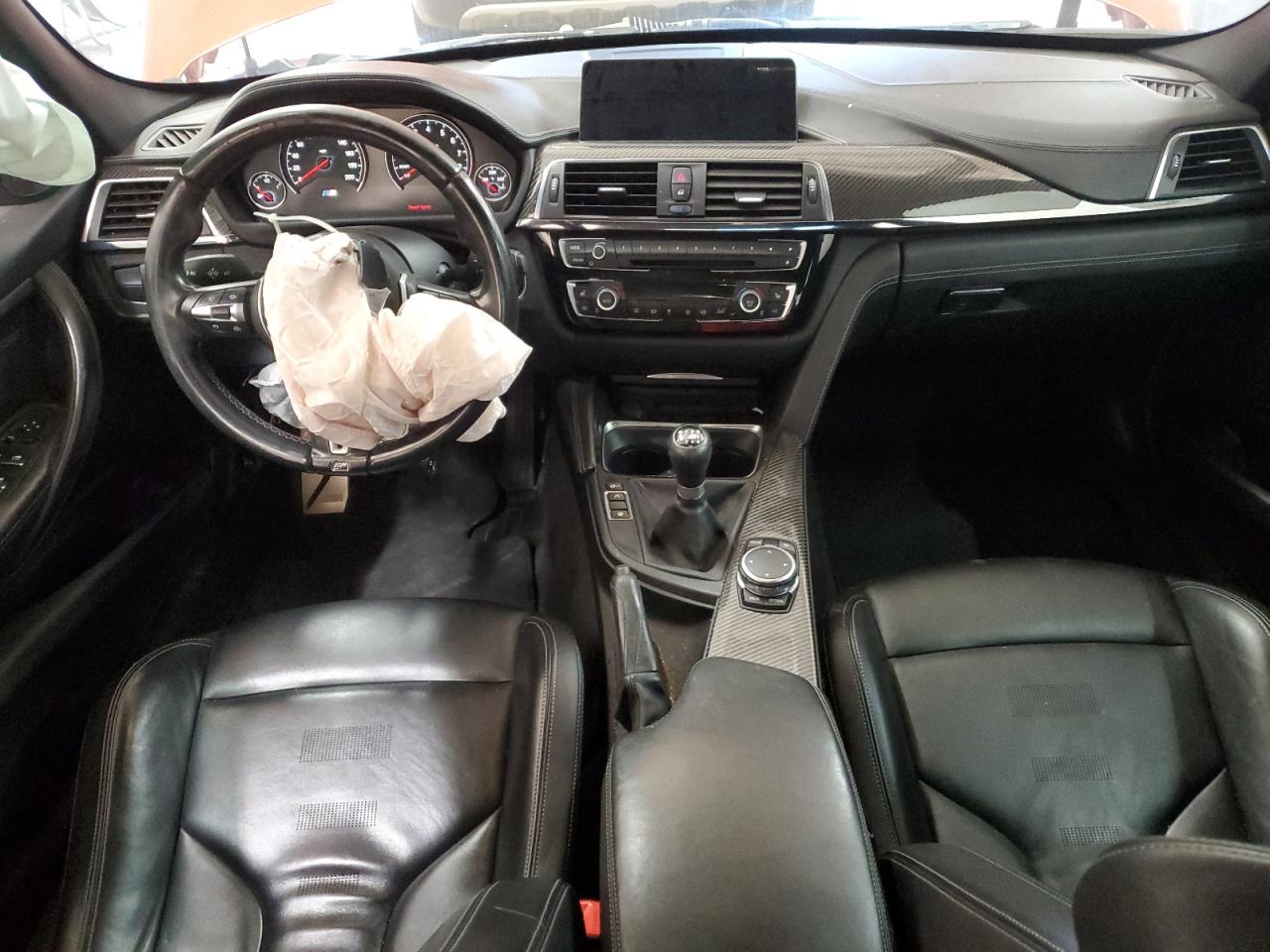 Фото: WBS8M9C54G5E68017