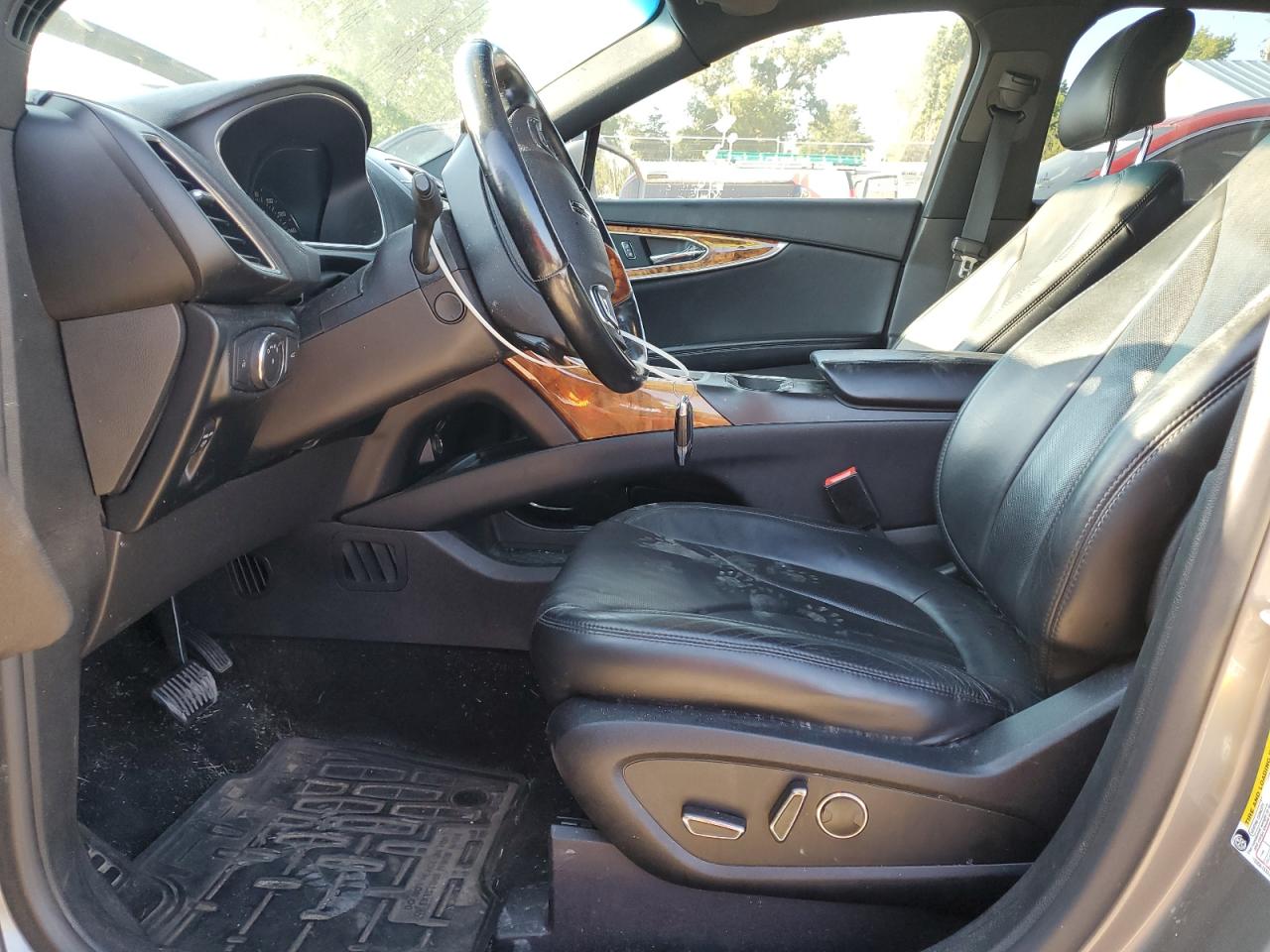 2016 Lincoln Mkx Reserve VIN: 2LMTJ8LP9GBL52102 Lot: 69802785