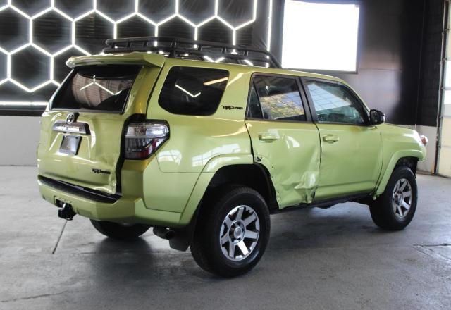  TOYOTA 4RUNNER 2022 Зеленый
