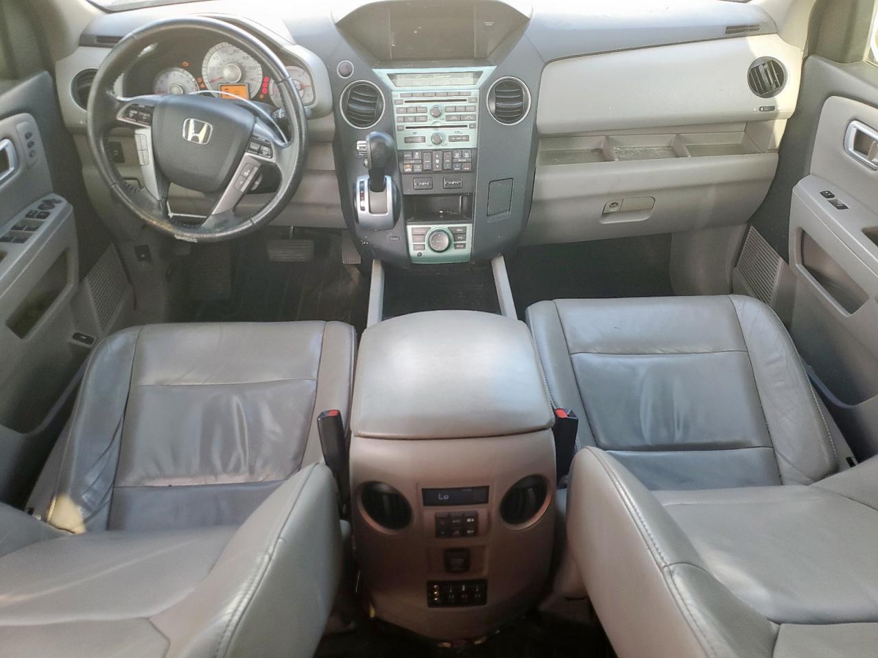 2011 Honda Pilot Touring VIN: 5FNYF3H98BB029742 Lot: 70890845