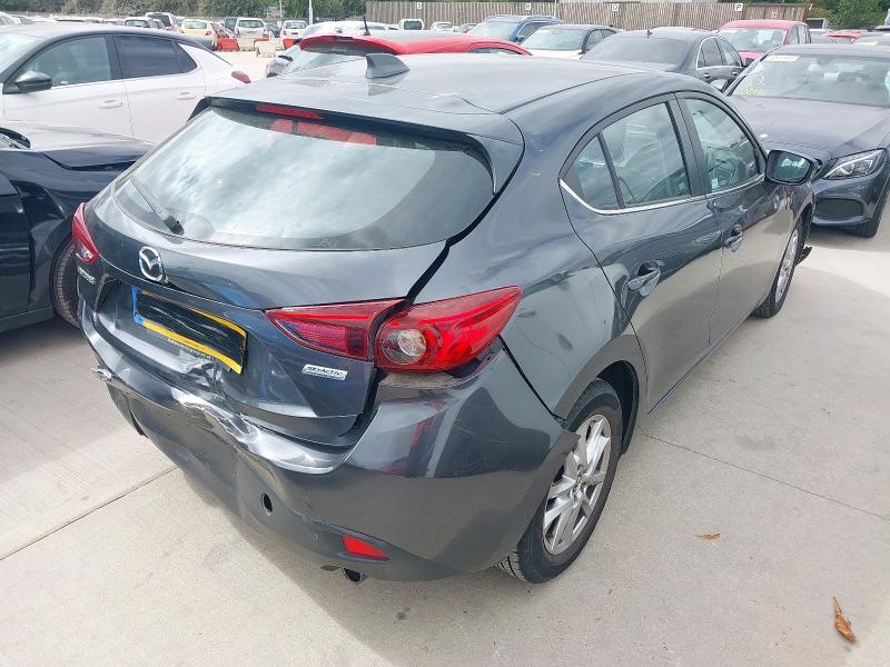 2014 MAZDA 3 SE 