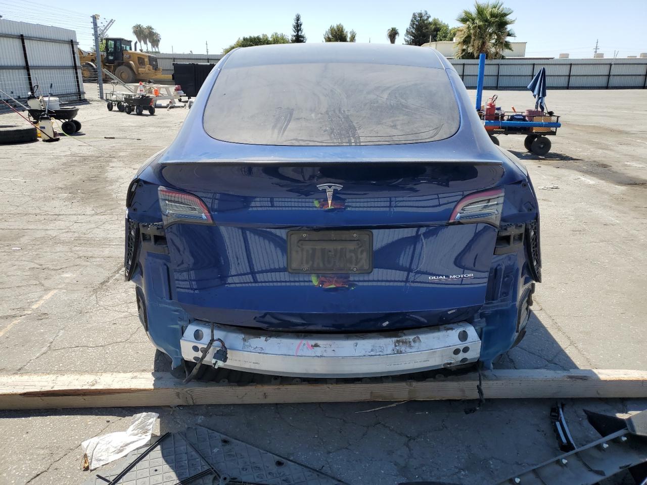 2022 Tesla Model Y VIN: 7SAYGDEF9NF492123 Lot: 67235875