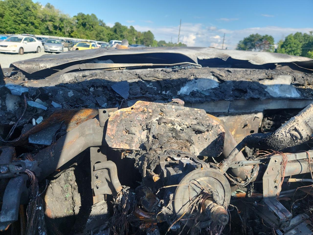 2015 Chevrolet Suburban K1500 Ltz VIN: 1GNSKKKC4FR224017 Lot: 70117895