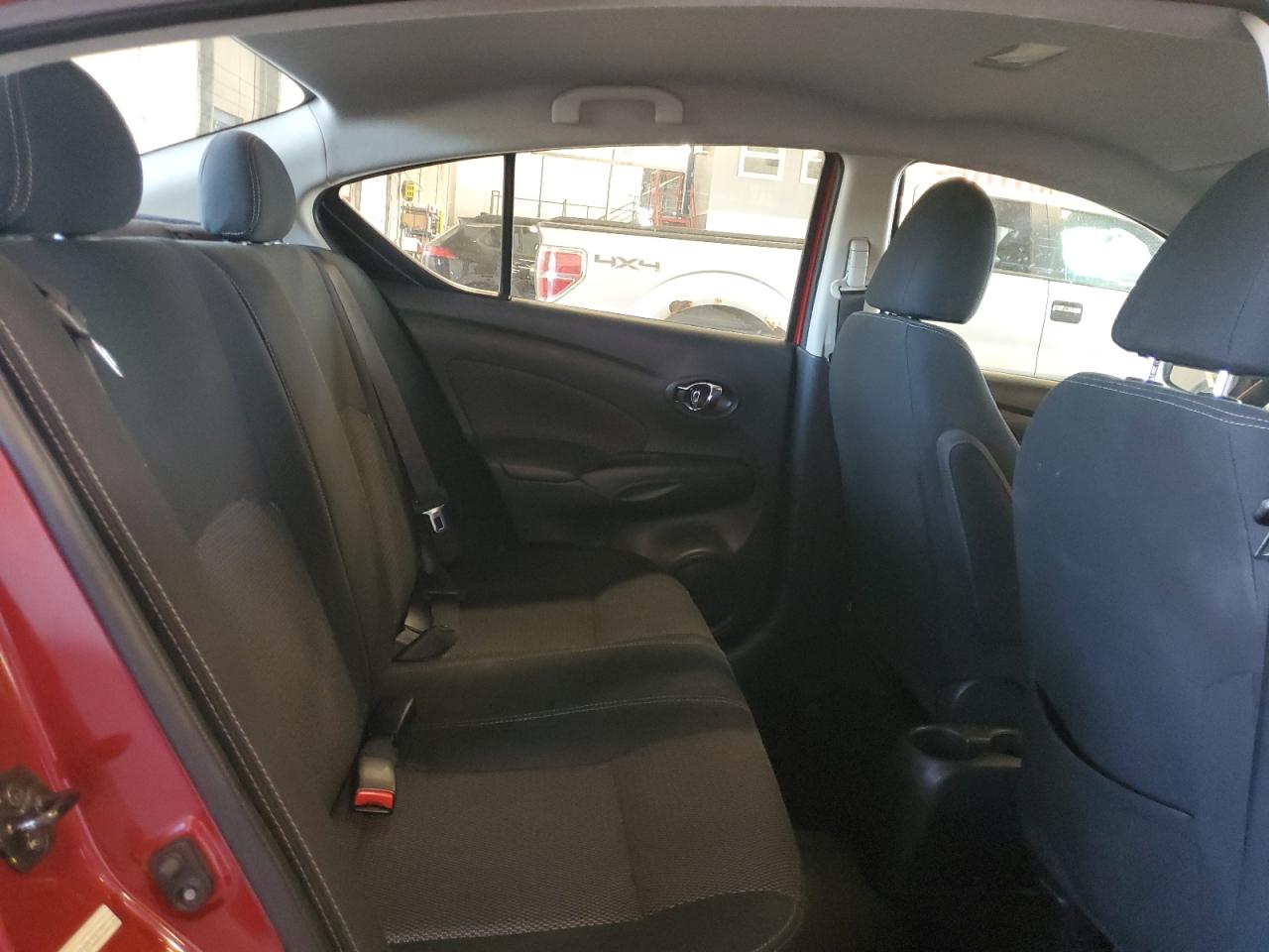 2018 Nissan Versa S VIN: 3N1CN7AP6JL877537 Lot: 70596785