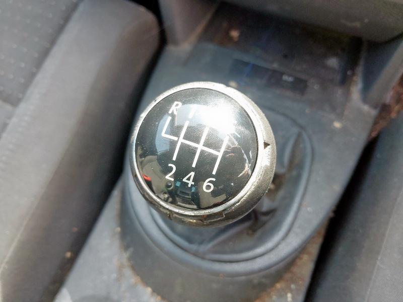 2005 VOLKSWAGEN TOURAN SE TDI 