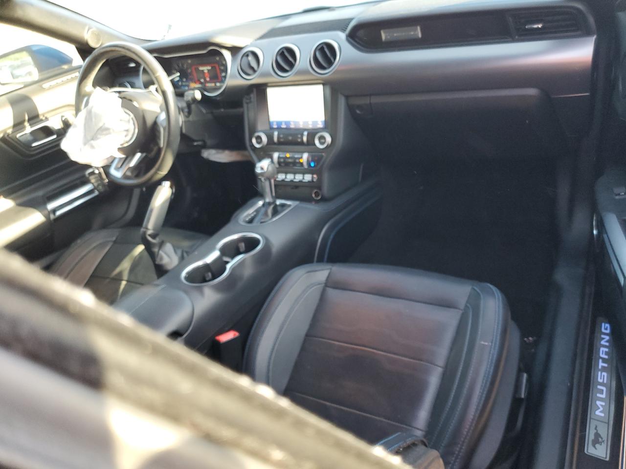 2019 Ford Mustang VIN: 1FATP8UHXK5121136 Lot: 66923695