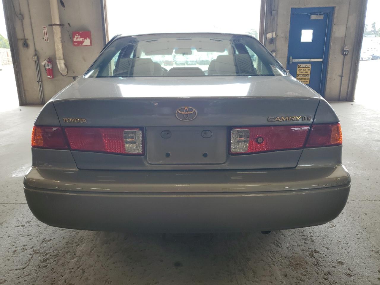 2000 Toyota Camry Ce VIN: 4T1BG22K2YU635722 Lot: 68538635
