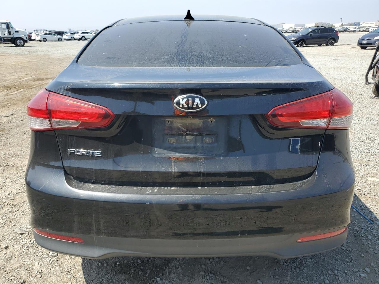2017 Kia Forte Lx VIN: 3KPFL4A70HE008221 Lot: 68389595
