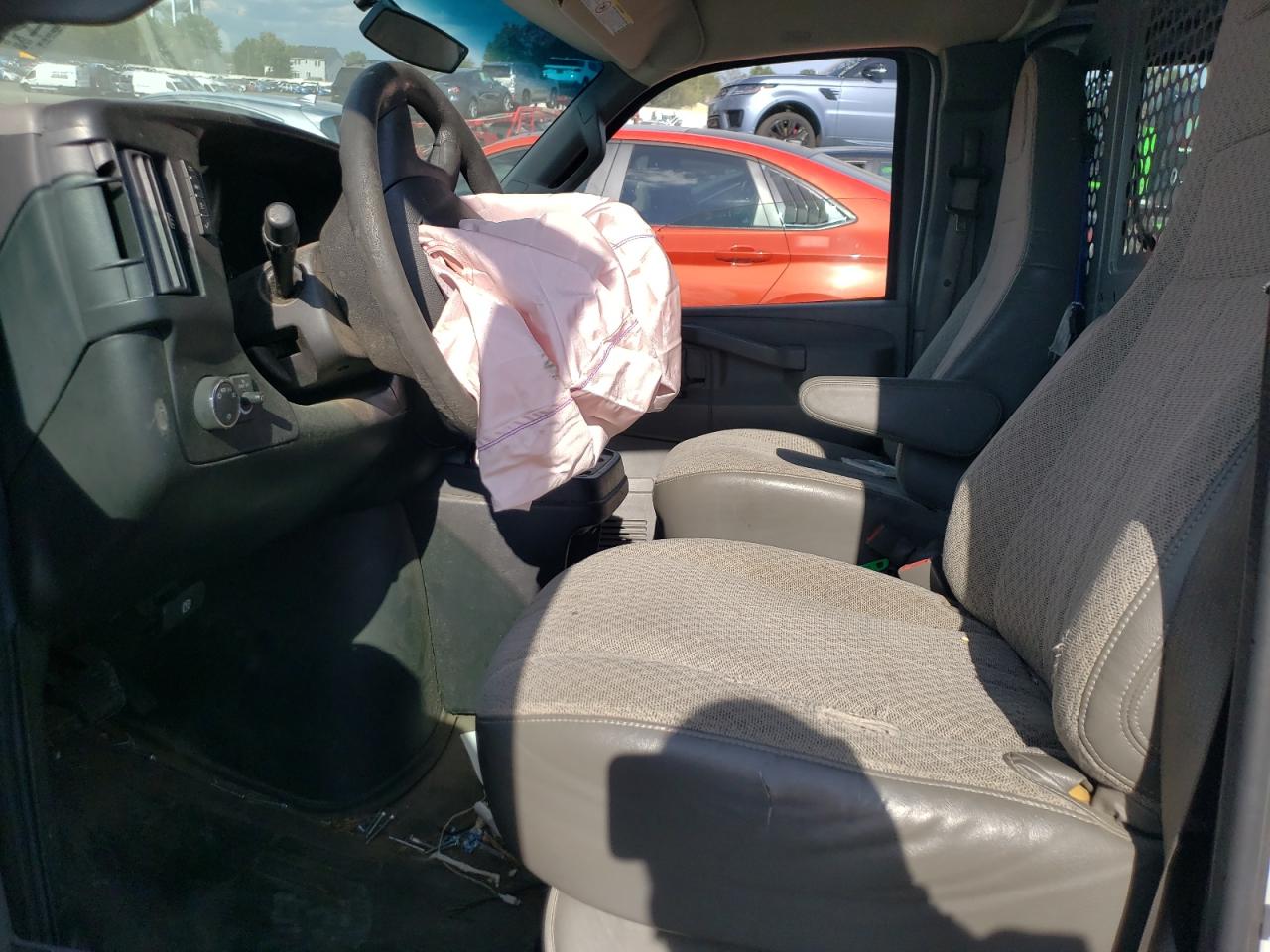 2017 GMC Savana G2500 VIN: 1GTW7AFF0H1903682 Lot: 70851205