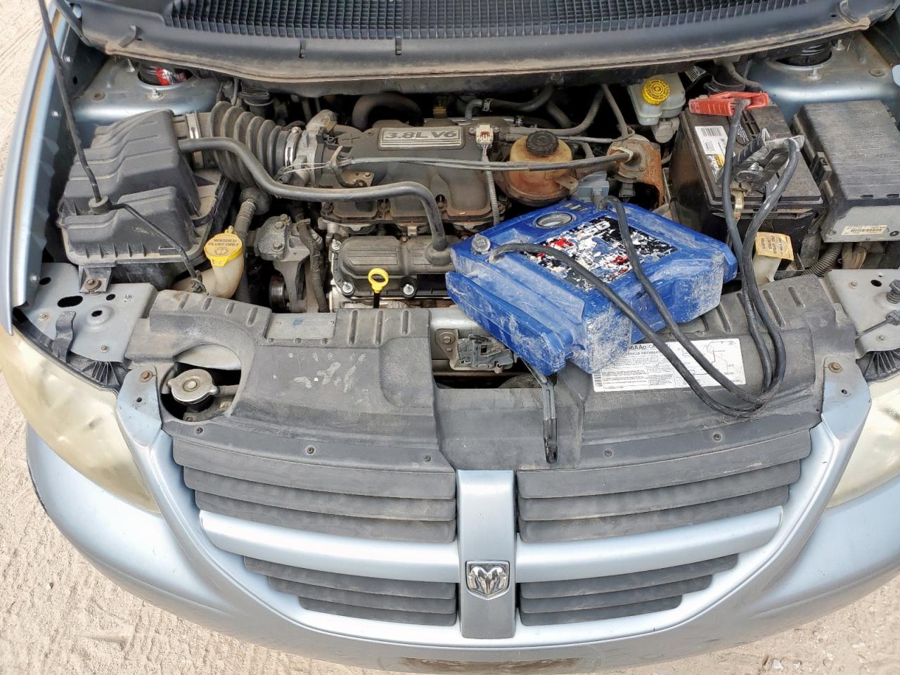 2005 Dodge Grand Caravan Sxt VIN: 2D4GP44L45R128215 Lot: 69503165