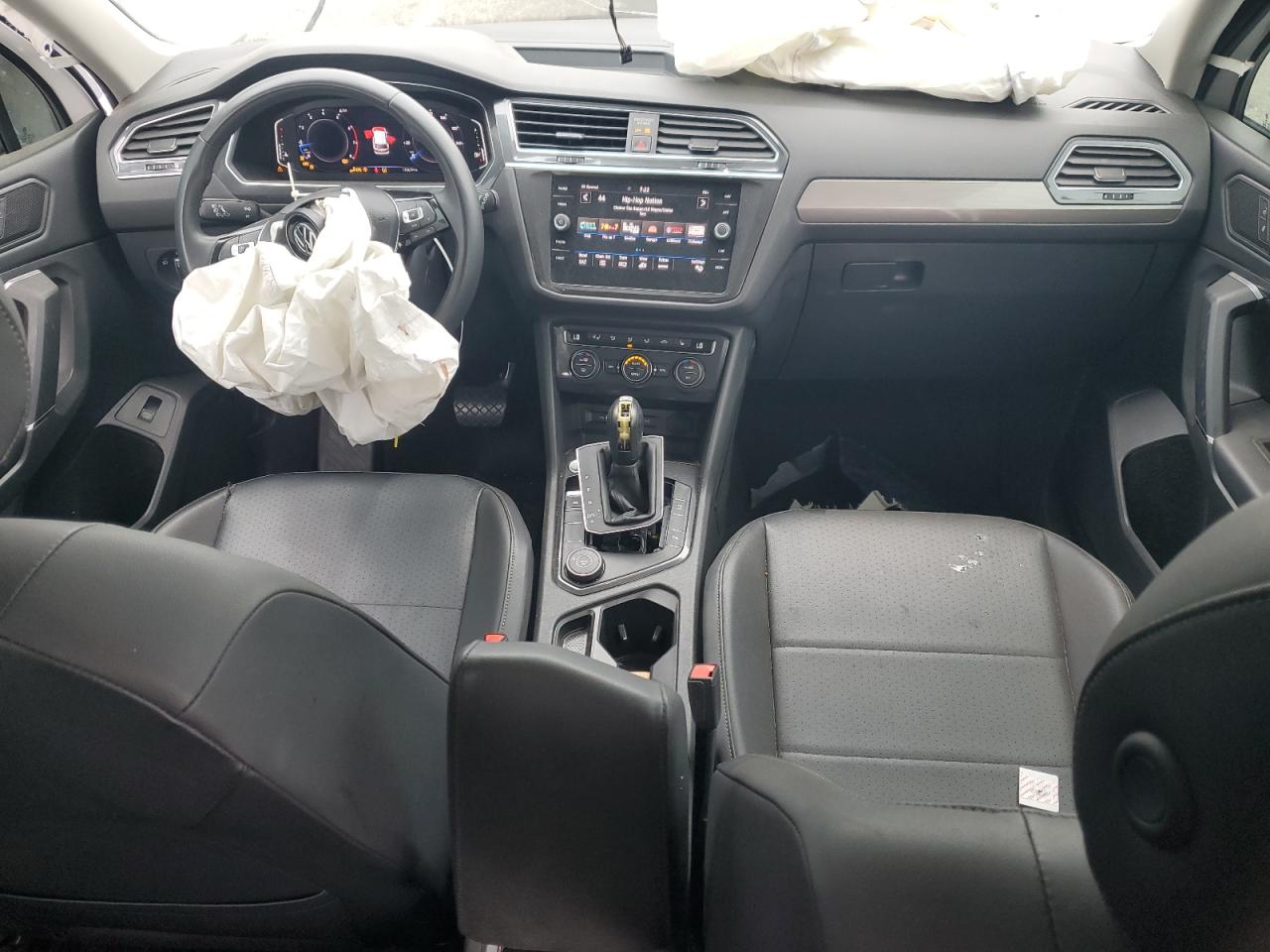 2020 Volkswagen Tiguan Se VIN: 3VV2B7AX2LM073381 Lot: 69079125