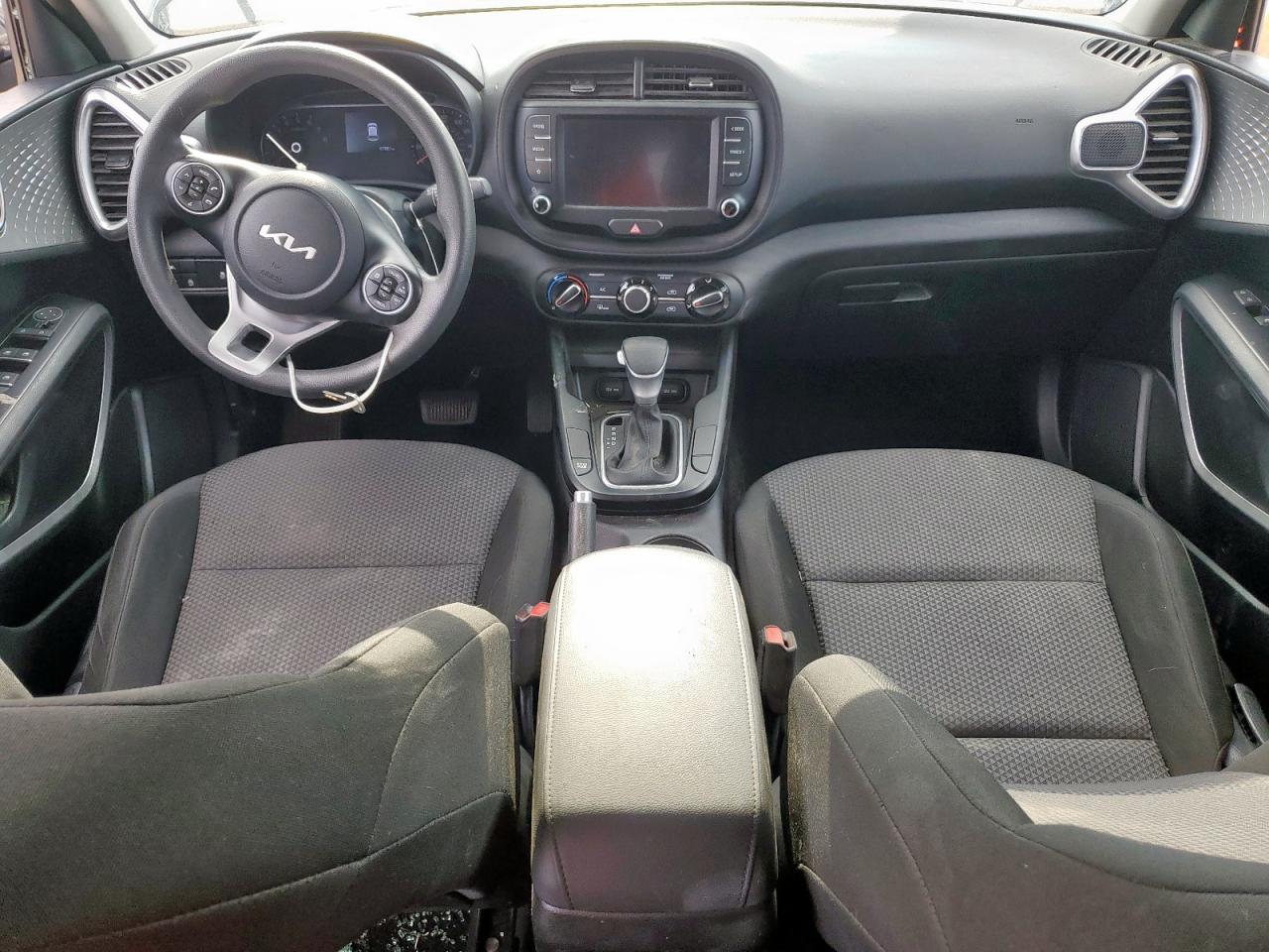 2022 Kia Soul Lx VIN: KNDJ23AU7N7834220 Lot: 70318365