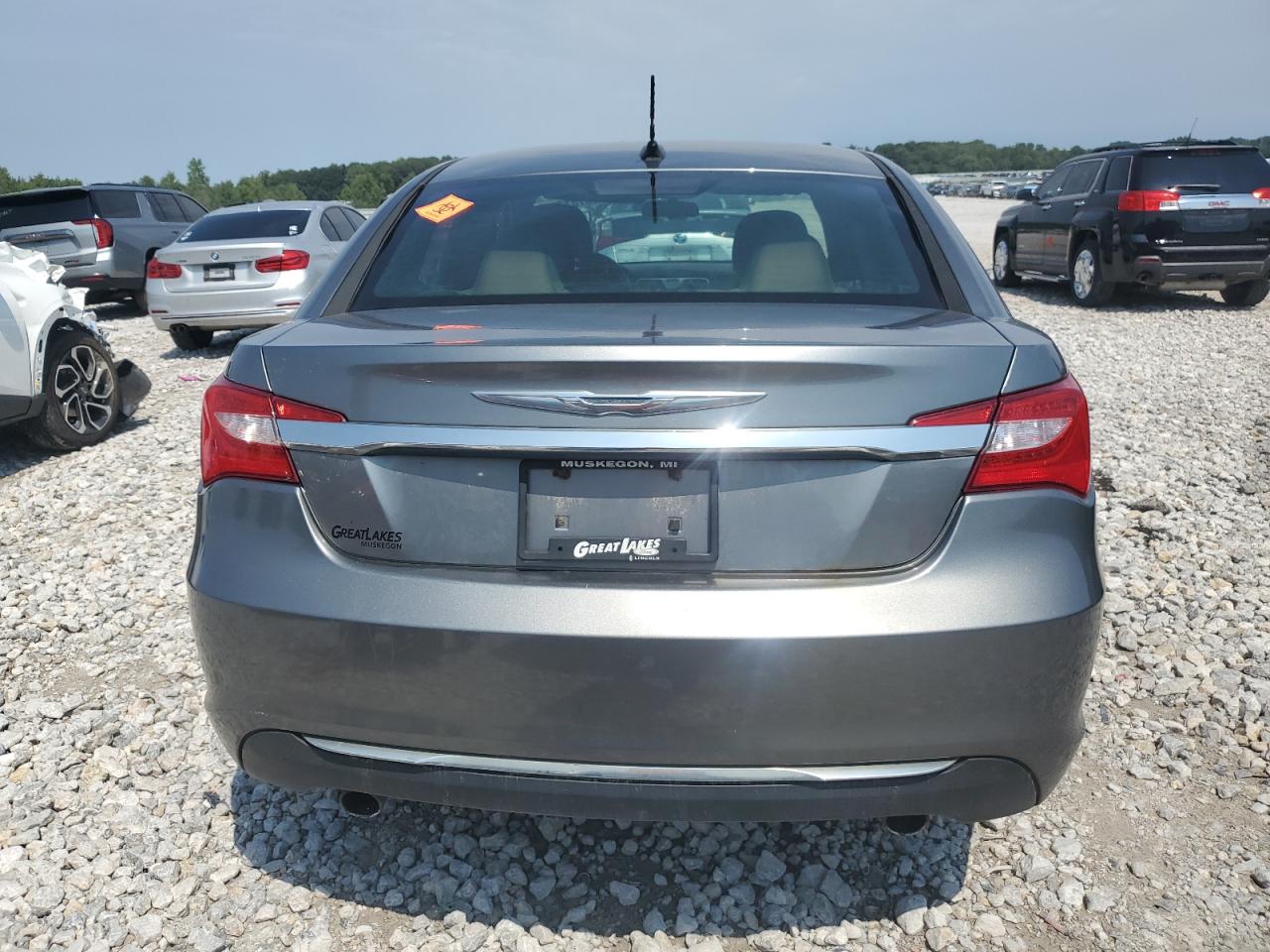 2011 Chrysler 200 Touring VIN: 1C3BC1FG3BN623245 Lot: 67817275