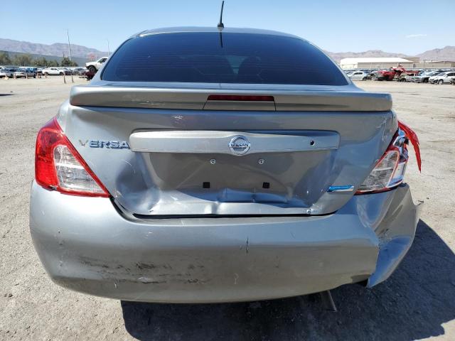  NISSAN VERSA 2014 Srebrny