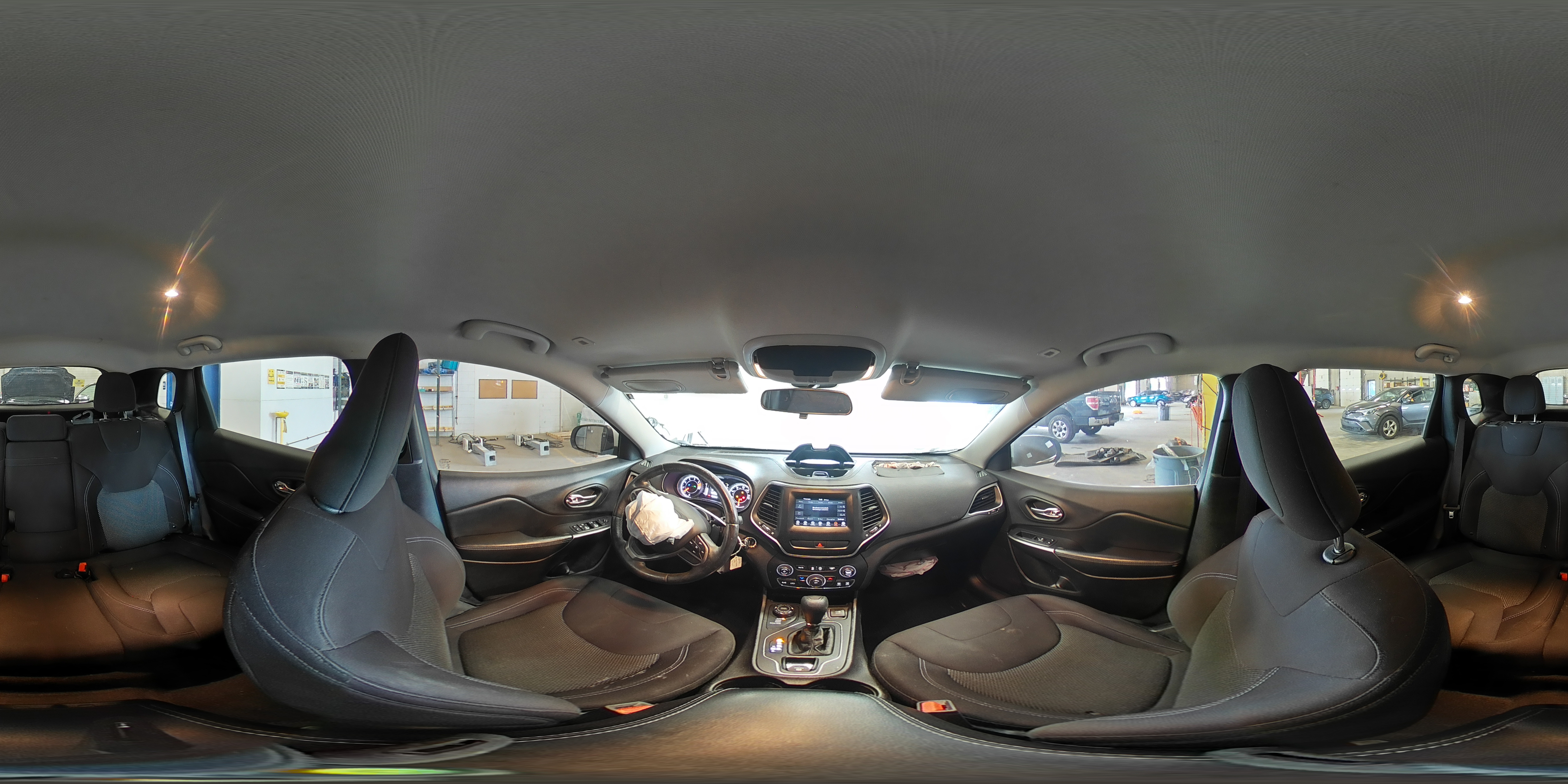 2019 Jeep Cherokee Latitude VIN: 1C4PJMCB7KD322789 Lot: 70117165