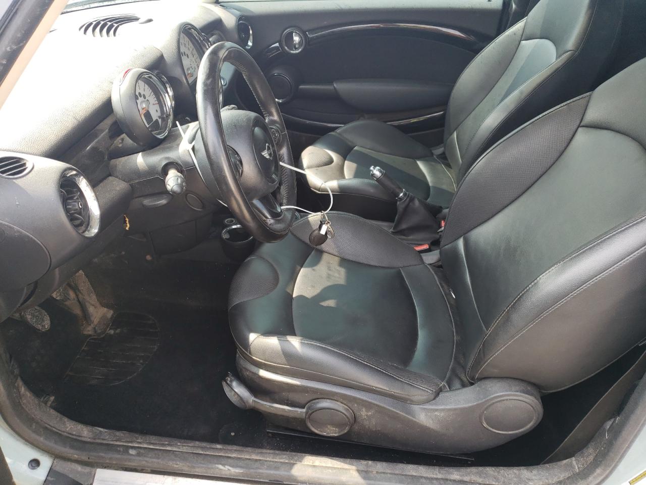 WMWSU3C59CT369557 2012 Mini Cooper