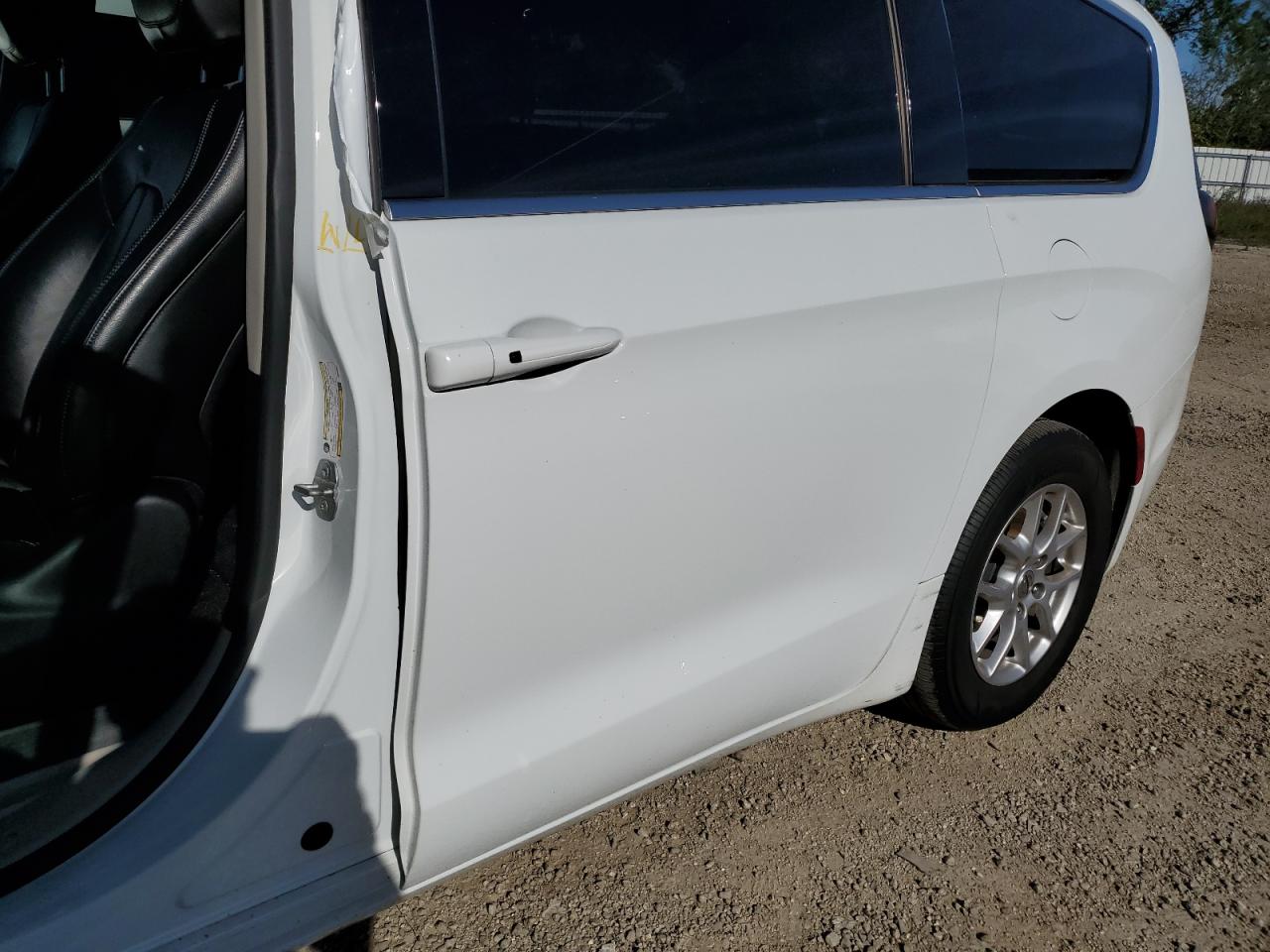 2022 Chrysler Pacifica Touring L VIN: 2C4RC1BG9NR193745 Lot: 70048855