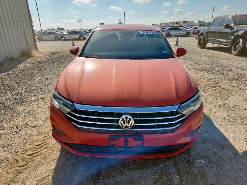  VOLKSWAGEN JETTA 2019 Pomarańczowy