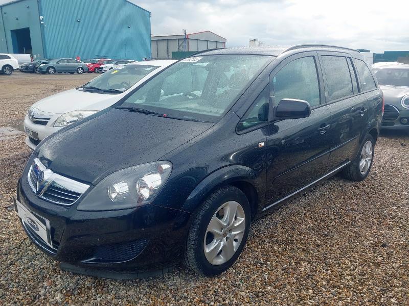 2012 VAUXHALL ZAFIRA EXCLUSIV for sale at Copart ROCHFORD