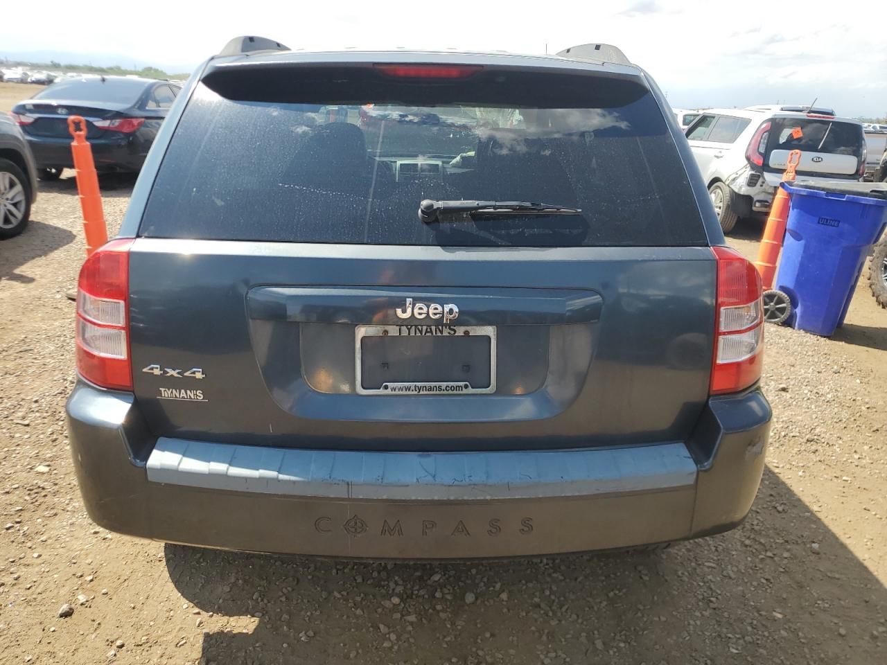 2008 Jeep Compass Sport VIN: 1J8FF47W18D648261 Lot: 70868385