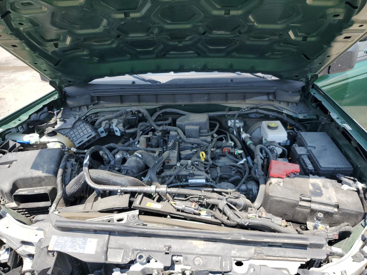 2022 Ford Bronco Base VIN: 1FMDE5AH9NLB15492 Lot: 68735385