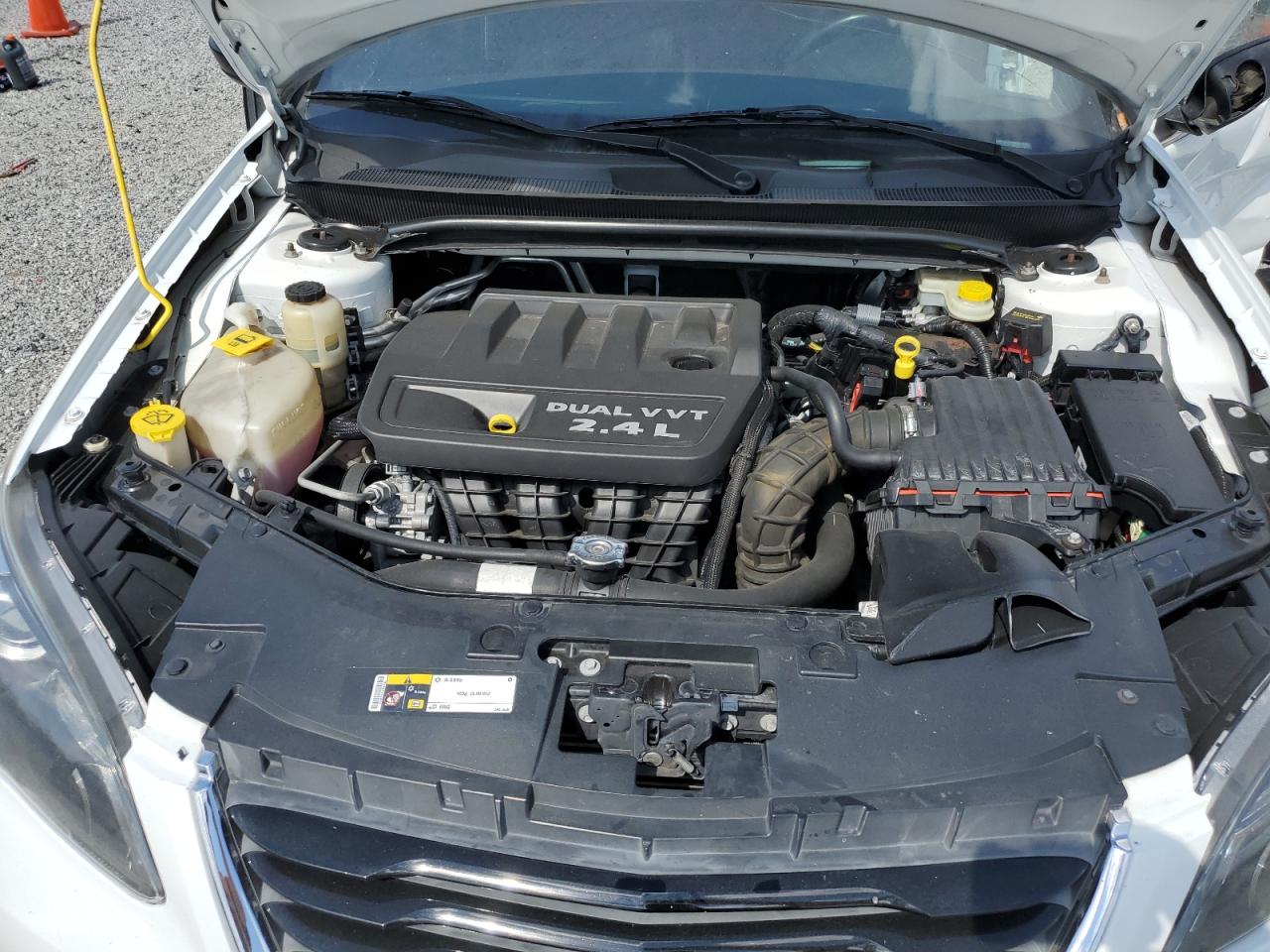 2014 Chrysler 200 Touring VIN: 1C3CCBBB0EN152793 Lot: 70583925