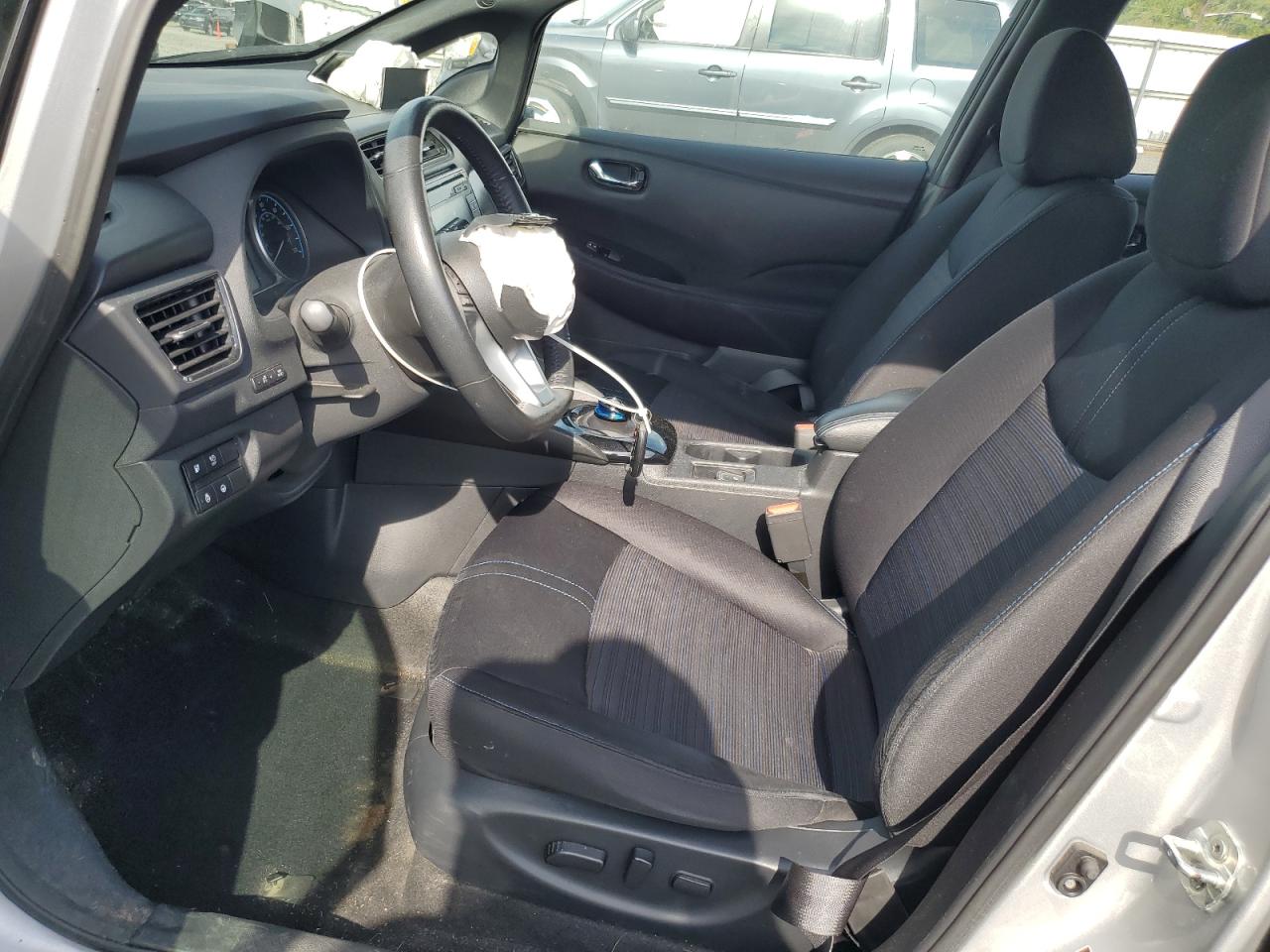 2019 Nissan Leaf S VIN: 1N4AZ1CP3KC302818 Lot: 70580175